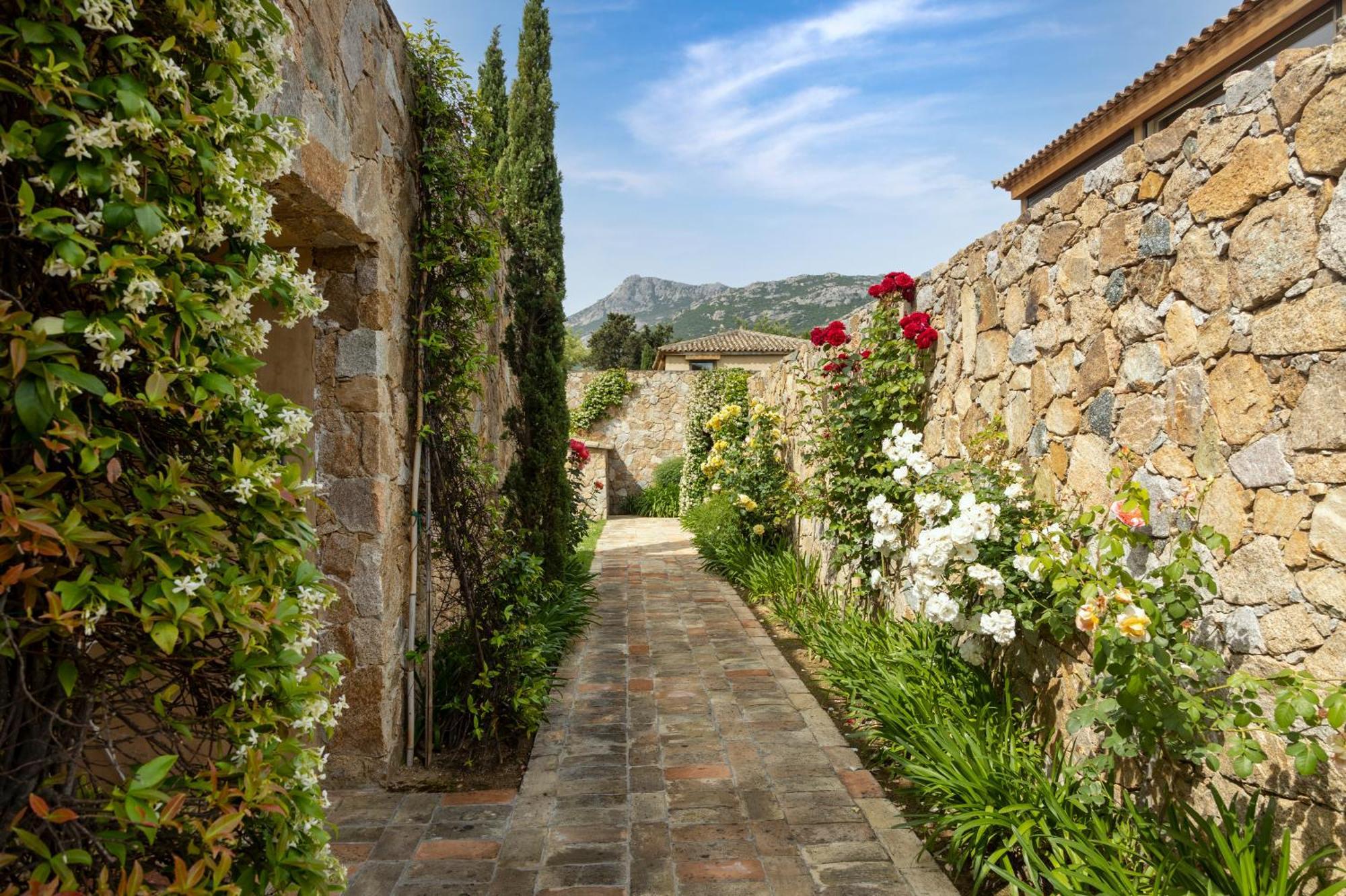 Hotel La Signoria Calvi  Esterno foto